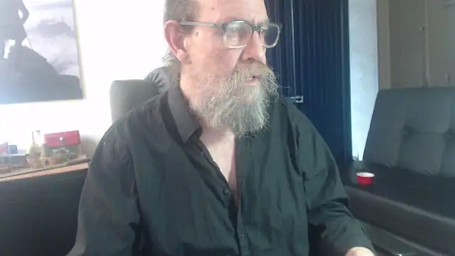 Snapshot of Uncle_Hottie chatting on 07/28/26, 07:39 Uncle Hottie online show from 07/28/26, 07:39