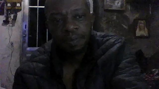 Snapshot of Negaomalinha1 chatting on 06/11/26, 02:44 Negaomalinha1 online show from 06/11/26, 02:44