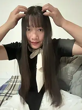 Snapshot of Suni-ii chatting on 01/19/26, 04:49 Suni-ii online show from 01/19/26, 04:49
