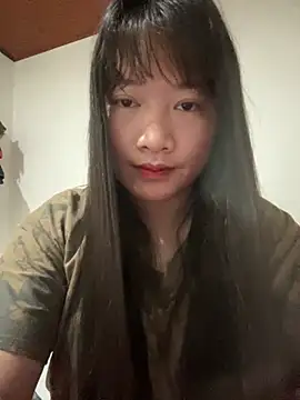 Snapshot of Suni-ii chatting on 02/18/26, 12:17 Suni-ii online show from 02/18/26, 12:17
