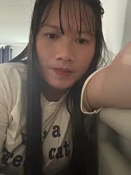 Snapshot of Suni-ii chatting on 03/05/26, 06:09 Suni-ii online show from 03/05/26, 06:09