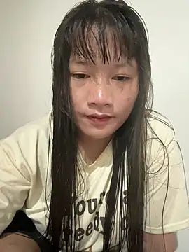 Snapshot of Suni-ii chatting on 03/20/26, 01:21 Suni-ii online show from 03/20/26, 01:21