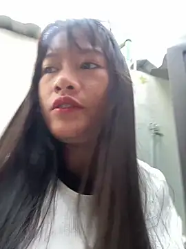 Snapshot of Suni-ii chatting on 04/11/26, 11:09 Suni-ii online show from 04/11/26, 11:09