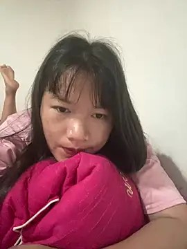 Snapshot of Suni-ii chatting on 05/22/26, 11:32 Suni-ii online show from 05/22/26, 11:32