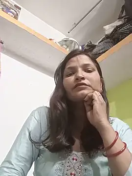 Priyaa 1433 online show from 06/17/26, 11:45