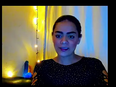 Antonella Gomez22 online show from 01/12/26, 07:57