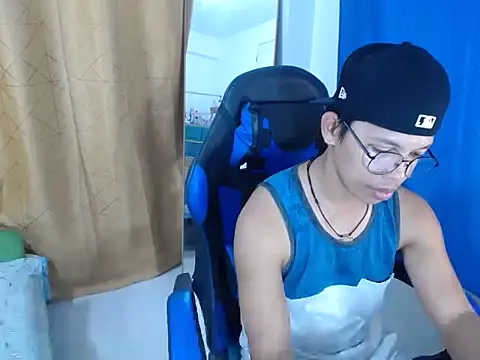 holly oreo online show from 07/03/26, 12:00