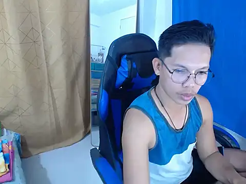 holly oreo online show from 07/12/26, 02:41