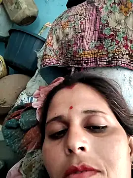 Snapshot of Bhavna8080 chatting on 06/04/26, 03:56 Bhavna8080 online show from 06/04/26, 03:56