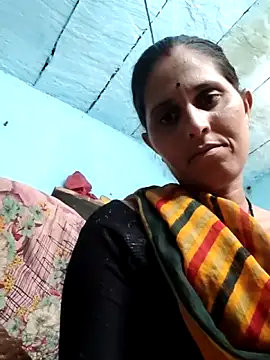 Snapshot of Bhavna8080 chatting on 06/07/26, 07:23 Bhavna8080 online show from 06/07/26, 07:23