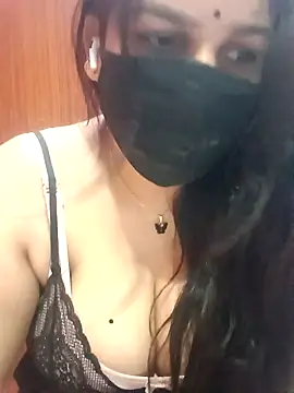 Snapshot of 01Roshani chatting on 04/27/26, 07:45 01Roshani online show from 04/27/26, 07:45