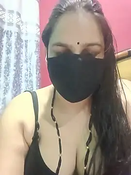 Snapshot of 01Roshani chatting on 05/20/26, 09:37 01Roshani online show from 05/20/26, 09:37