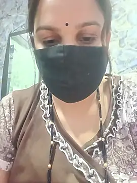 Snapshot of 01Roshani chatting on 06/03/26, 11:46 01Roshani online show from 06/03/26, 11:46