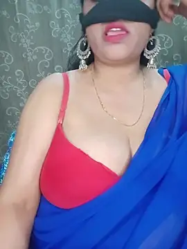 Snapshot of Hot-BHABHI696 chatting on 04/06/26, 08:37 Hot-BHABHI696 online show from 04/06/26, 08:37