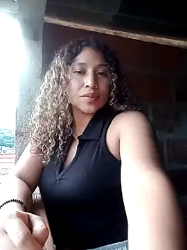 Snapshot of Adorable_Maria chatting on 05/06/26, 10:48 Adorable Maria online show from 05/06/26, 10:48