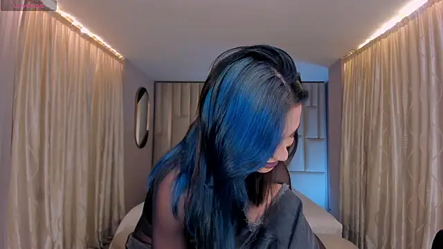 Snapshot of KayraLanne chatting on 01/16/26, 03:32 KayraLanne online show from 01/16/26, 03:32