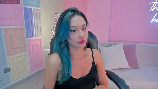 Snapshot of KayraLanne chatting on 02/04/26, 03:12 KayraLanne online show from 02/04/26, 03:12