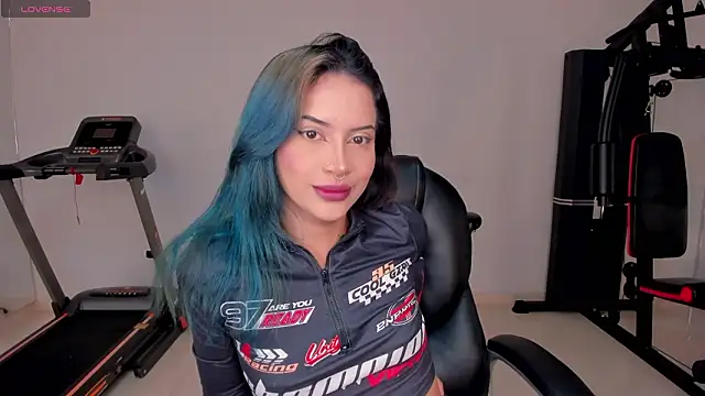 Snapshot of KayraLanne chatting on 03/07/26, 03:47 KayraLanne online show from 03/07/26, 03:47