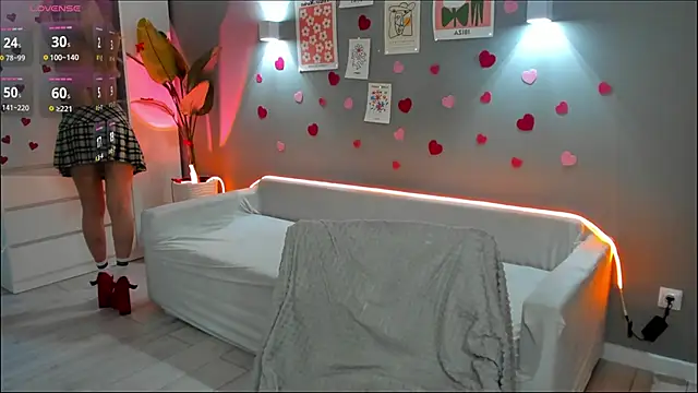 Snapshot of Luna_Beverly chatting on 02/11/26, 08:58 Luna Beverly online show from 02/11/26, 08:58