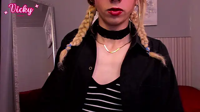 Snapshot of vicky_fant4sy chatting on 03/11/26, 01:50 vicky fant4sy online show from 03/11/26, 01:50