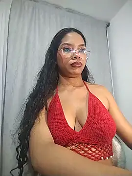 KATALINA SANTANA  online show from 06/11/26, 01:05