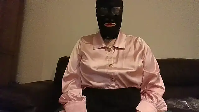 Snapshot of mariasatinxxx chatting on 02/05/26, 07:40 mariasatinxxx online show from 02/05/26, 07:40
