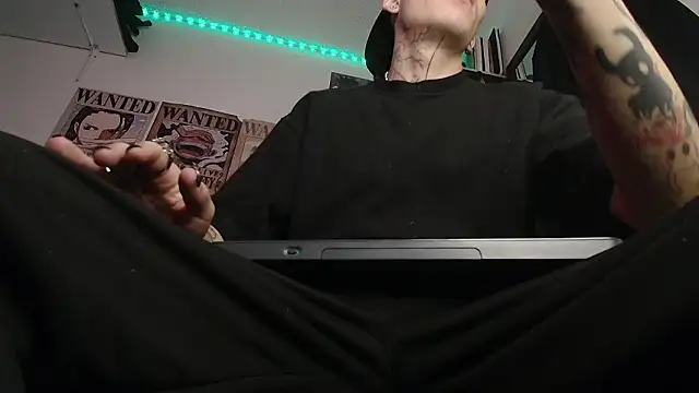 Snapshot of Anhony_Muscle chatting on 02/10/26, 05:17 Anhony Muscle online show from 02/10/26, 05:17