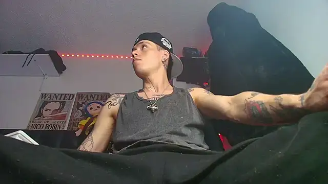 Snapshot of Anhony_Muscle chatting on 04/13/26, 07:41 Anhony Muscle online show from 04/13/26, 07:41