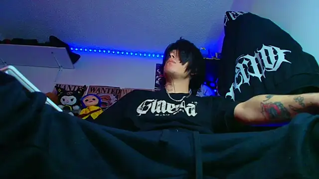 Anhony Muscle online show from 06/24/26, 01:43