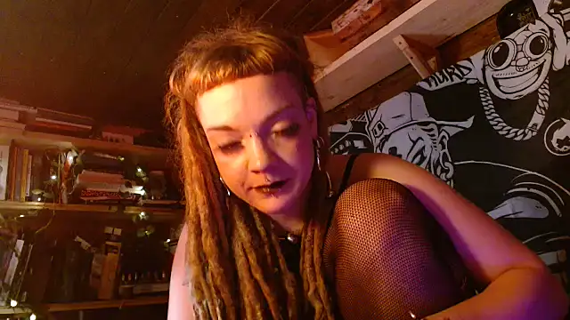 Snapshot of spiralhokkaido23 chatting on 04/15/26, 05:53 spiralhokkaido23 online show from 04/15/26, 05:53