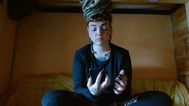 spiralhokkaido23 online show from 06/18/26, 04:57