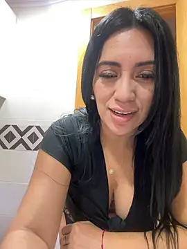 Snapshot of nataliia_queen_ chatting on 03/21/26, 08:41 nataliia queen online show from 03/21/26, 08:41