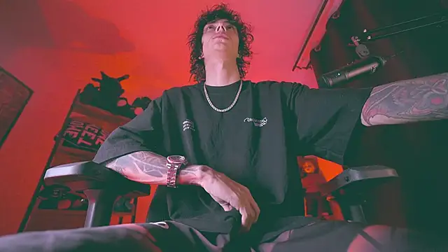 Olliver   y online show from 06/17/26, 02:36