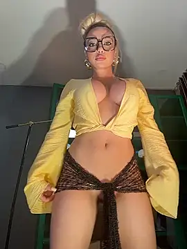 Snapshot of Ginevrafedez chatting on 01/12/26, 03:12 Ginevrafedez online show from 01/12/26, 03:12