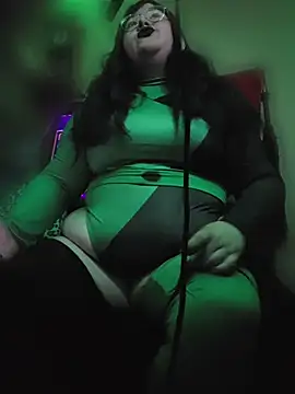 LunaLuxxx666 online show from 06/04/26, 06:41