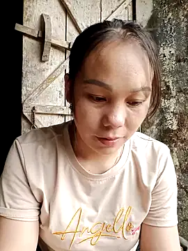 Snapshot of vanvan005 chatting on 04/16/26, 02:56 vanvan005 online show from 04/16/26, 02:56