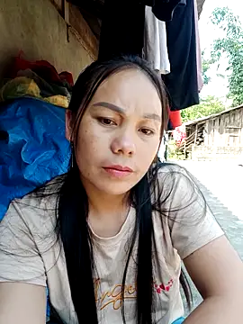 Snapshot of vanvan005 chatting on 05/15/26, 11:45 vanvan005 online show from 05/15/26, 11:45