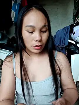 Snapshot of vanvan005 chatting on 05/21/26, 10:33 vanvan005 online show from 05/21/26, 10:33