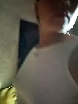 vanvan005 online show from 07/27/26, 10:22