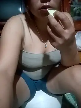 Miu baby01 online show from 06/06/26, 12:43