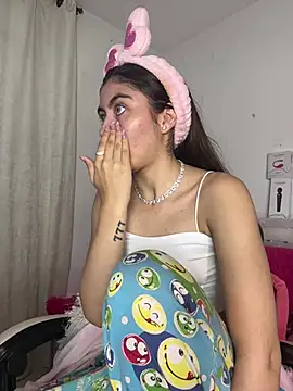 Snapshot of Stormi_th chatting on 02/07/26, 11:52 Stormi th online show from 02/07/26, 11:52