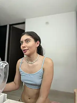 Snapshot of Stormi_th chatting on 04/08/26, 01:38 Stormi th online show from 04/08/26, 01:38