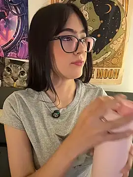 HinaSweet online show from 07/14/26, 01:30