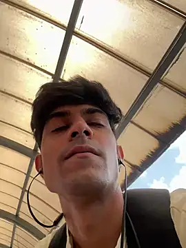 zxcvgf12300 online show from 06/17/26, 06:38