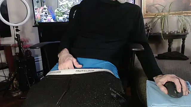 Snapshot of EspanolVato chatting on 02/18/26, 10:50 EspanolVato online show from 02/18/26, 10:50