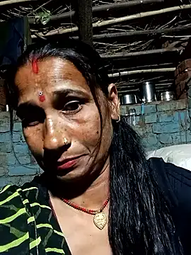 Snapshot of Hot_bhi38 chatting on 06/16/26, 07:49 Hot bhi38 online show from 06/16/26, 07:49