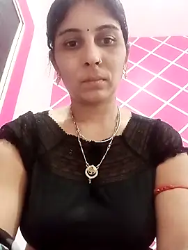 Snapshot of Hot_ree85 chatting on 03/16/26, 08:51 Hot ree85 online show from 03/16/26, 08:51