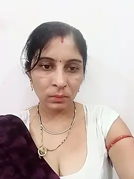 Snapshot of Hot_ree85 chatting on 03/29/26, 07:41 Hot ree85 online show from 03/29/26, 07:41