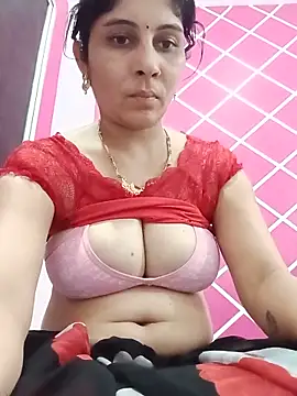 Snapshot of Hot_ree85 chatting on 06/09/26, 02:50 Hot ree85 online show from 06/09/26, 02:50