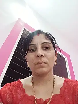 Snapshot of Hot_ree85 chatting on 06/12/26, 10:03 Hot ree85 online show from 06/12/26, 10:03